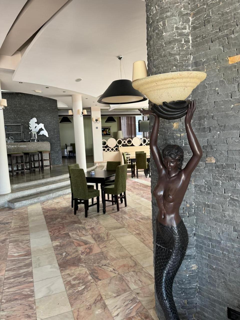Sirena Hotel Tushemisht Экстерьер фото